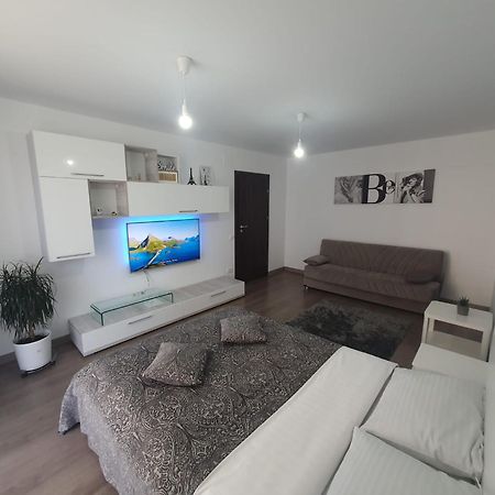 Wonderful Apartment Braşov Exterior foto